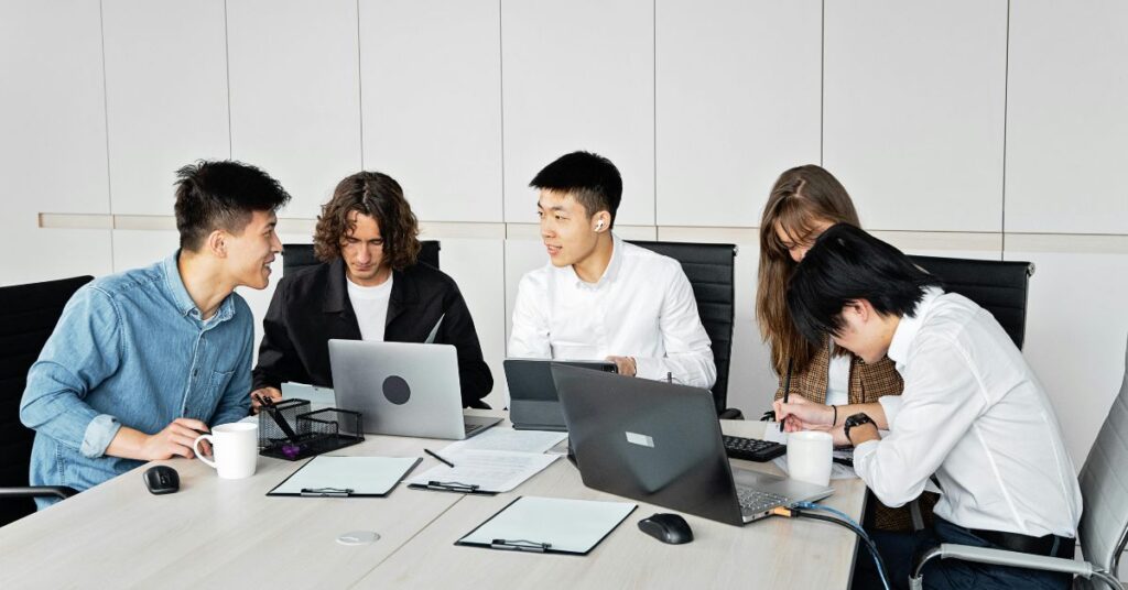 Student entrepreneur team using 
free productivity tools like Slack 
and Trello in 2026